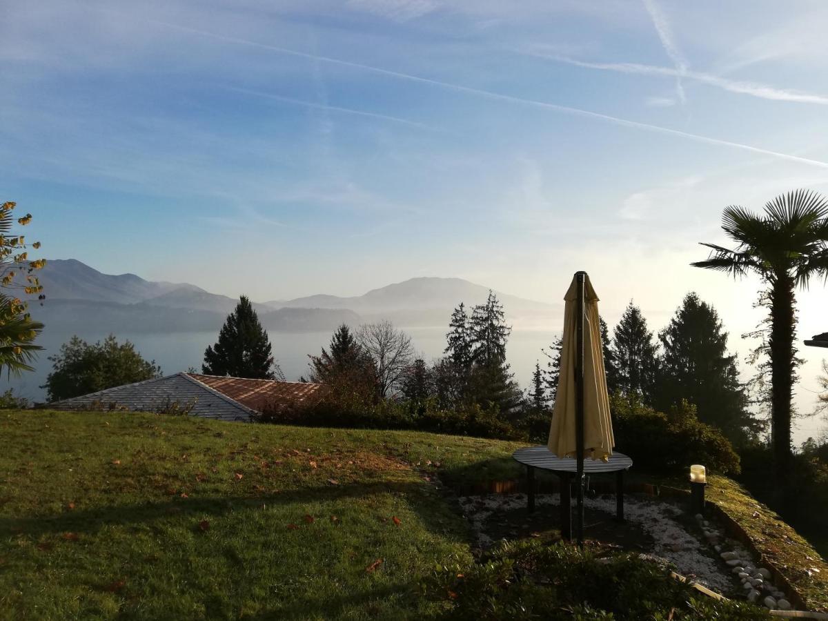 Romantica Casetta Nel Verde Con Vista Sul Lago Belgirate Bagian luar foto